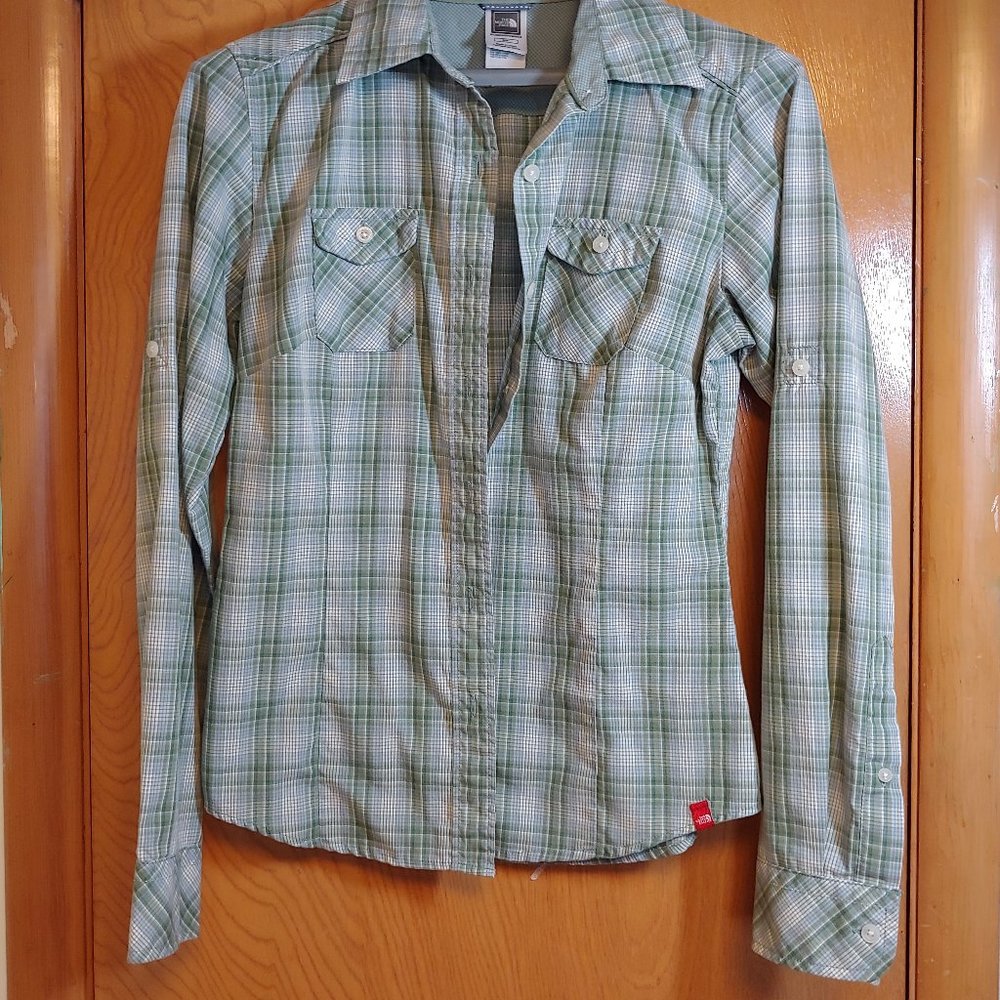 Cowboy style shirt with fun flower detail